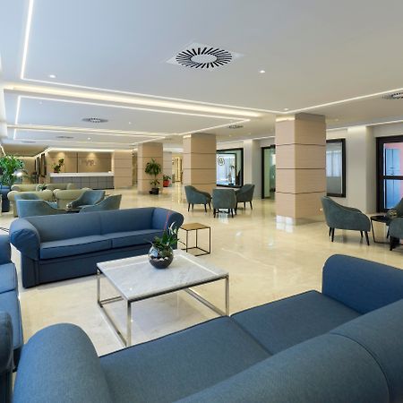 Hotel Apartamentos Pyr Фуенхірола Екстер'єр фото