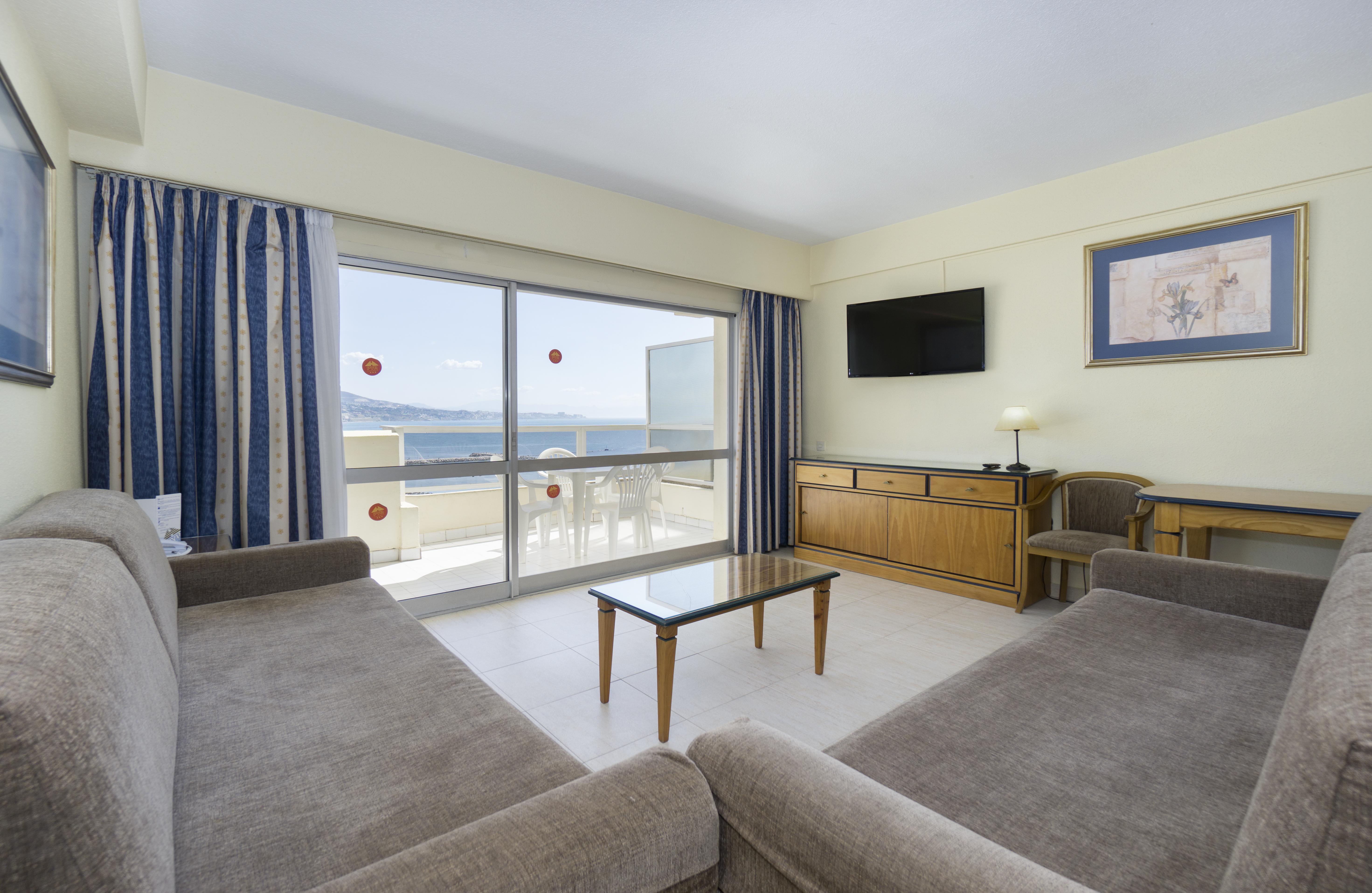 Hotel Apartamentos Pyr Фуенхірола Екстер'єр фото