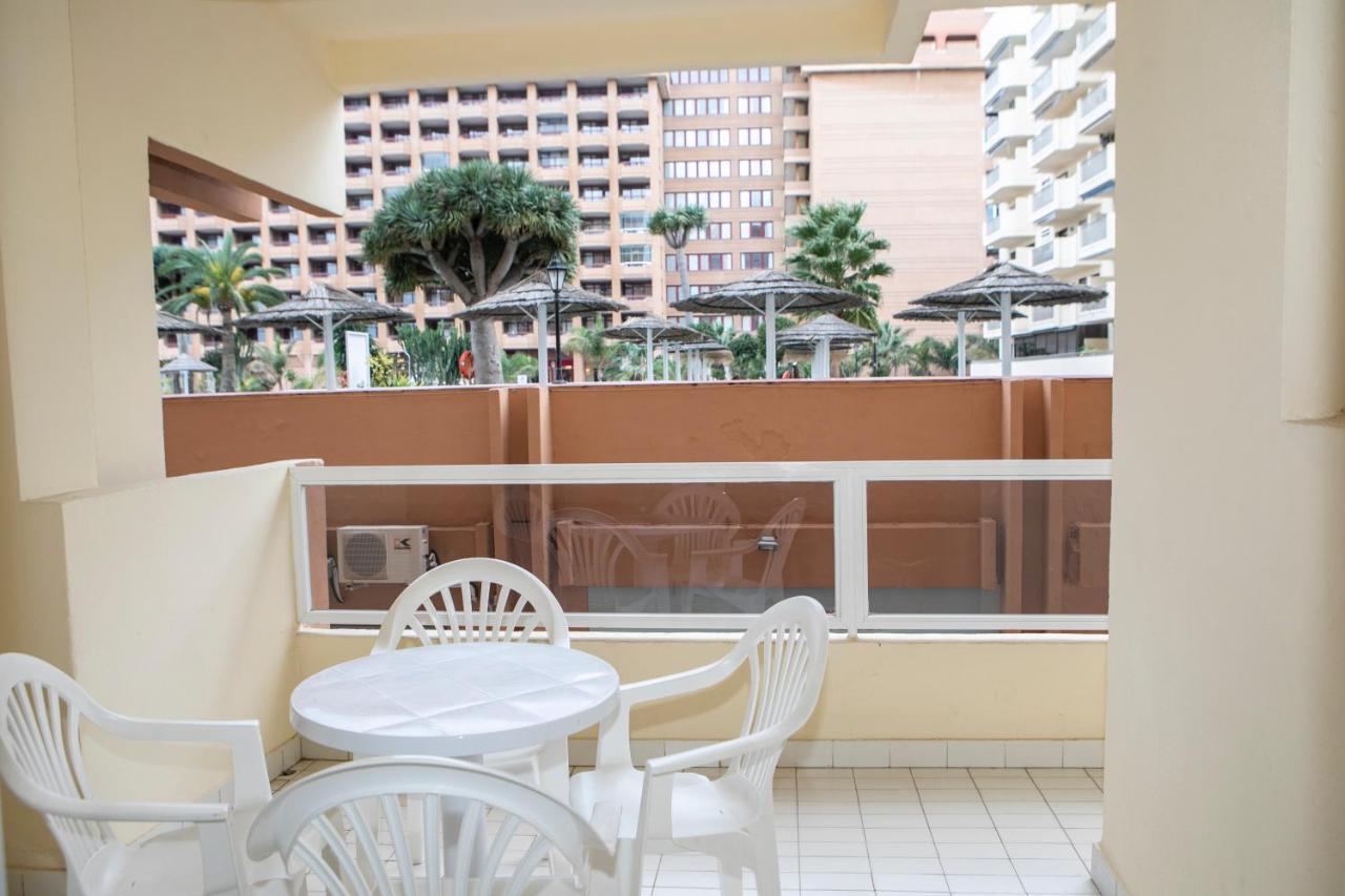 Hotel Apartamentos Pyr Фуенхірола Екстер'єр фото